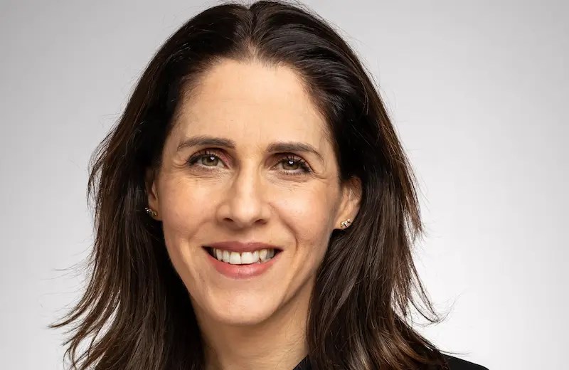 Emily Bernstein Embodylab - Ocean Arts - Professional Mobile Collection